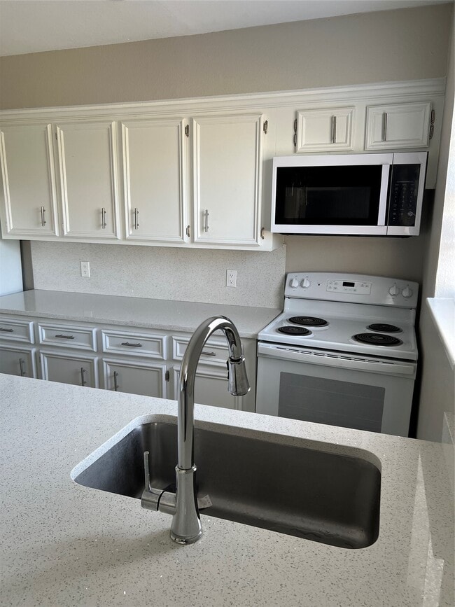 511 Commerce St in Magnolia, TX - Building Photo - Building Photo