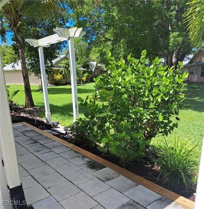 property at 14873 Crescent Cove Dr