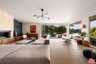 279 Mabery Rd in Santa Monica, CA - Building Photo - Building Photo