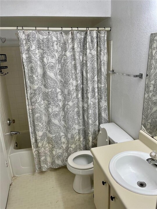 2796 S University Dr, Unit 2207 in Davie, FL - Foto de edificio