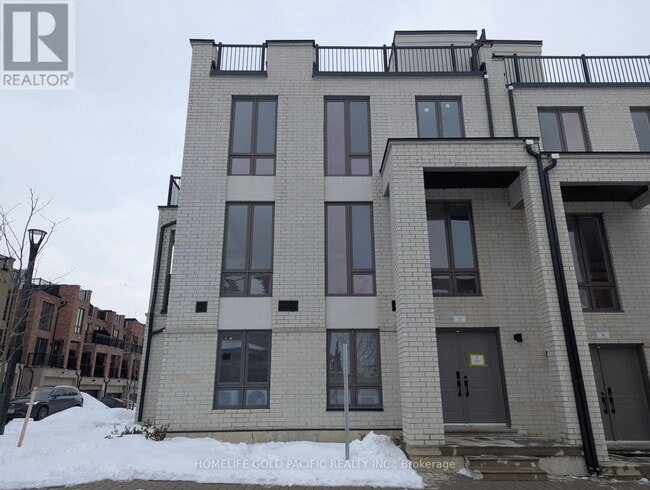 property at 17 Kerns Ln