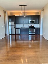 3801 San Pablo Ave-Unit -409 in Emeryville, CA - Building Photo - Building Photo