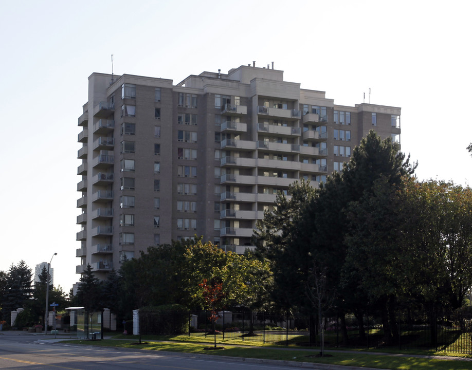 3655 Redmond Rd in Mississauga, ON - Building Photo