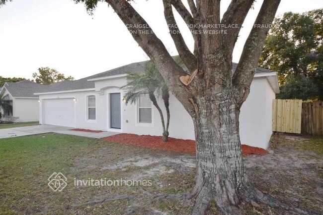 property at 5740 Oakwood Knoll Dr