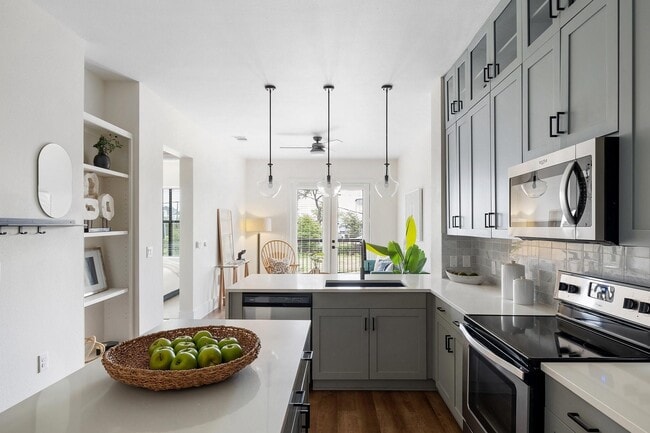 property at 1508 Blodgett St