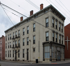 1901 Freeman Ave in Cincinnati, OH - Foto de edificio - Building Photo