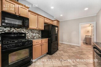 422 Cadwell Ave NW in Grand Rapids, MI - Building Photo - Building Photo