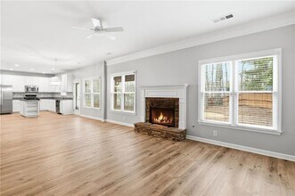 113 Greenbrier Way in Canton, GA - Building Photo - Building Photo