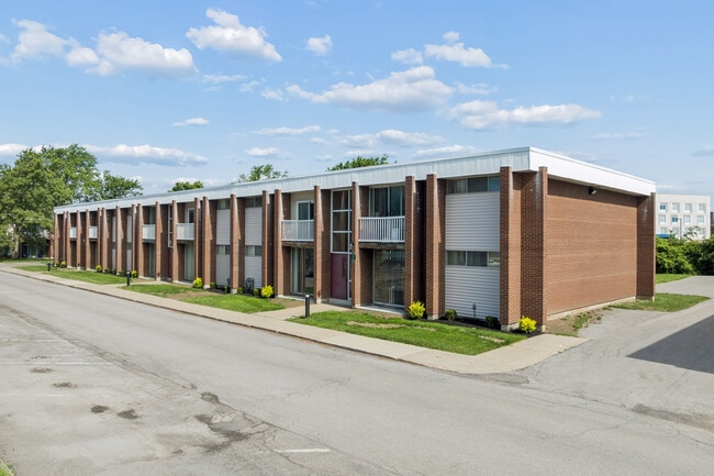 Amherst Manor Apartments