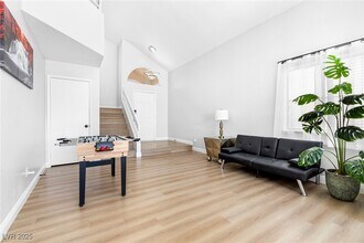 2701 Sattley Cir in Las Vegas, NV - Building Photo - Building Photo