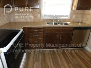 755 Cahaba Manor Trl in Pelham, AL - Building Photo - Building Photo