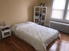 40 Central Ave in Westbury, NY - Building Photo - Building Photo