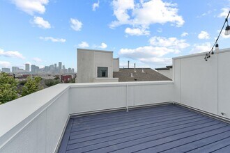 3205 Baron St in Houston, TX - Building Photo - Building Photo