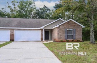 3823 Chesterfield Ln in Foley, AL - Building Photo