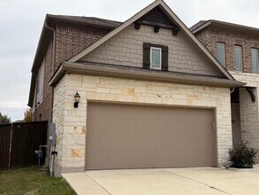 109 Mindy Way in Liberty Hill, TX - Building Photo - Building Photo