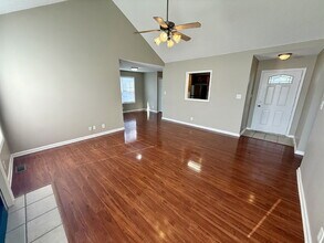 409 Athena Dr in Clarksville, TN - Building Photo - Building Photo