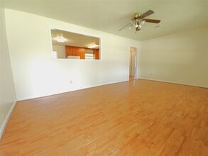 28 14th St N in Texas City, TX - Building Photo - Building Photo