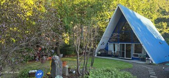 71 E Canyon View Rd in Belfair, WA - Building Photo