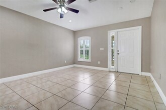4125 20th Ave NE in Naples, FL - Building Photo - Building Photo