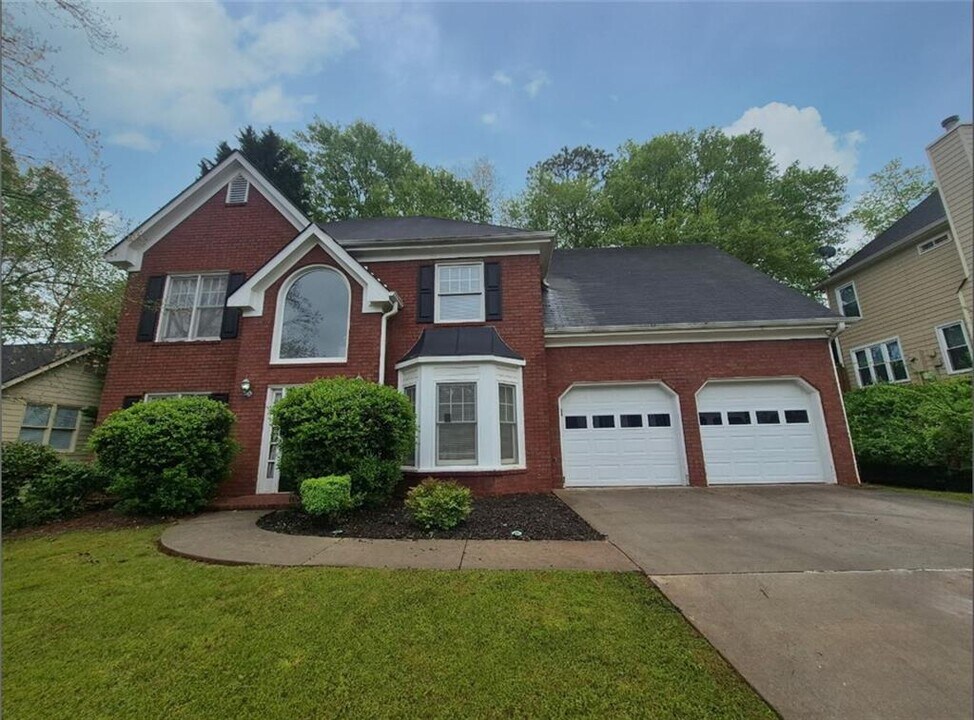 1095 Chandler Park Ct NW in Lawrenceville, GA - Building Photo