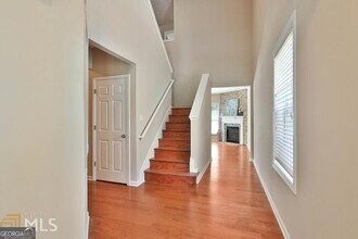 6098 Allpoint Way in Fairburn, GA - Building Photo - Building Photo