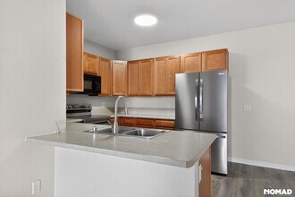 7222 S Blackhawk St in Englewood, CO - Building Photo - Building Photo