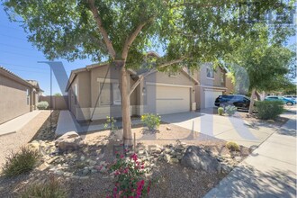22693 N Davis Way in Maricopa, AZ - Building Photo - Building Photo