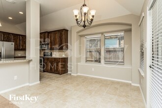 222 Carson Dr in Waxahachie, TX - Foto de edificio - Building Photo