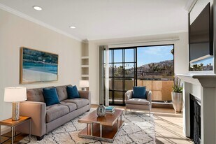 Vista Luxury Investments, LLC in Los Angeles, CA - Building Photo