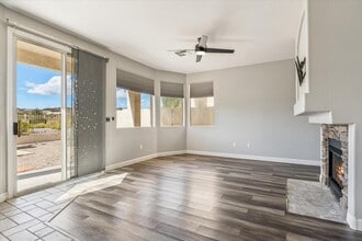 16666 S 21st St in Phoenix, AZ - Building Photo - Building Photo