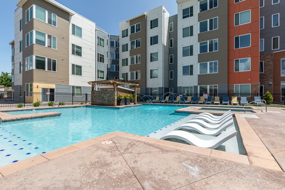 West Edge in Colorado Springs, CO - Building Photo