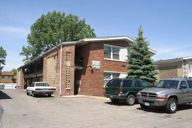 1650 N 1st Ave in Melrose Park, IL - Foto de edificio - Building Photo