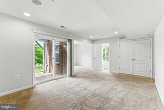 38 Arenas Ct in Capitol Heights, MD - Building Photo - Building Photo