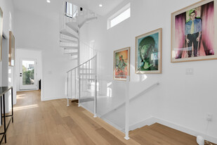 8749 Cattaraugus Ave, Unit Main House - The Casa in Los Angeles, CA - Building Photo