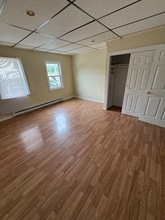 28 Pleasant St in Southbridge, MA - Building Photo - Building Photo