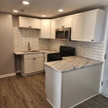 2065 Colvin Blvd, Unit 2 in Tonawanda, NY - Building Photo - Building Photo