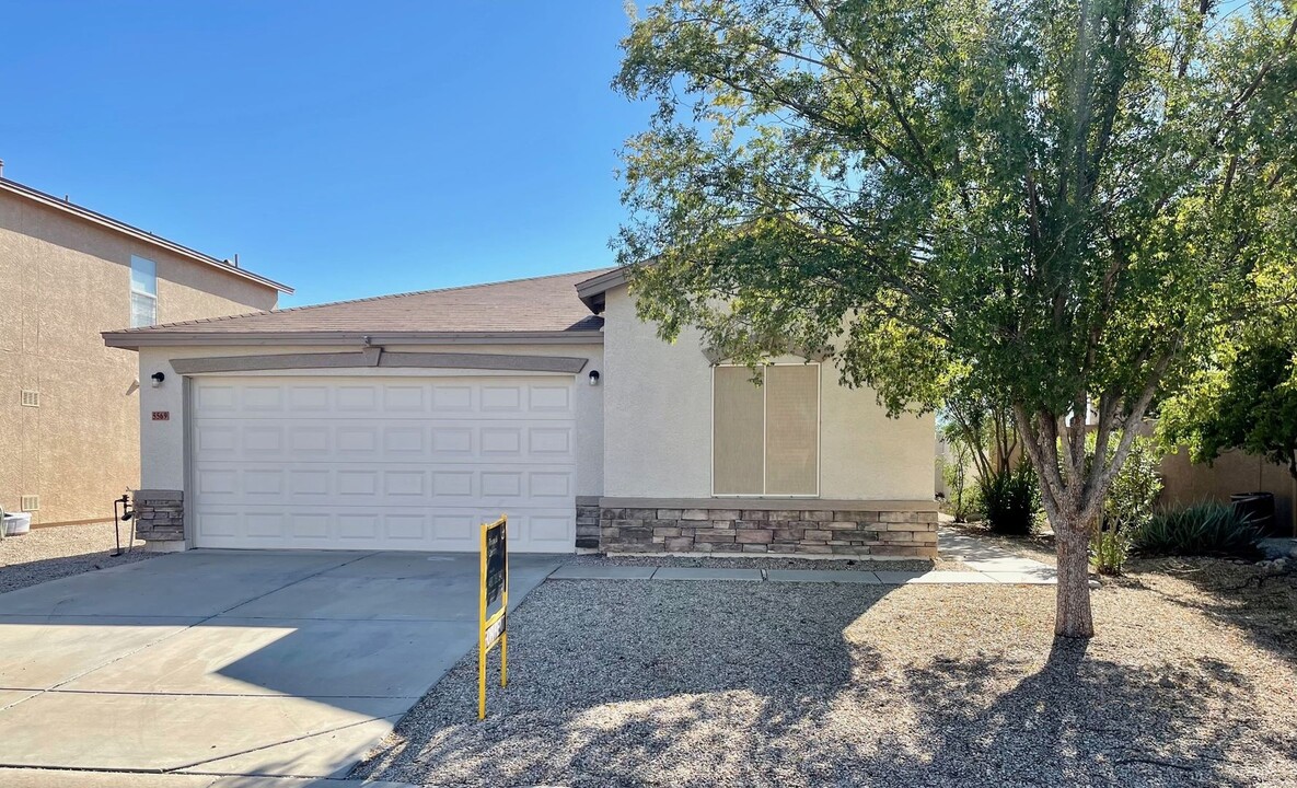 5569 E Lush Vista View in Florence, AZ - Building Photo