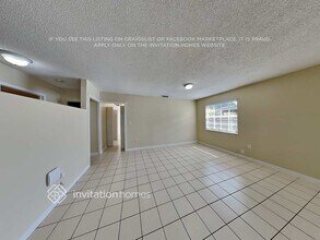 10511 SW 66th Terrace in Miami, FL - Building Photo - Building Photo