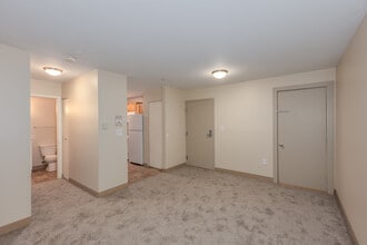 Oak Woods Apartments in Bellingham, MA - Building Photo - Interior Photo