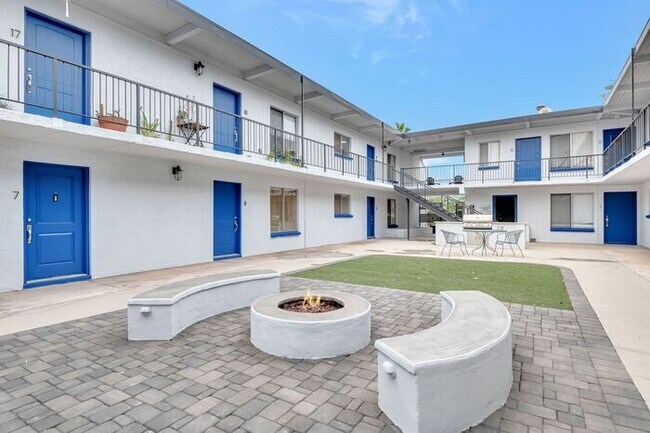 property at 714 E 10th St