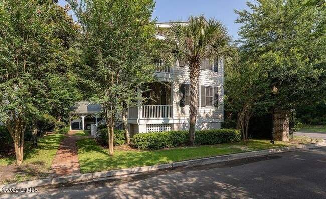 2 Battery Point Ln