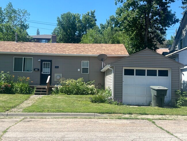 336 Main St in Sturgis, SD - Building Photo - Building Photo