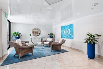 5420 N Ocean Dr, Unit 903 in Riviera Beach, FL - Building Photo - Building Photo