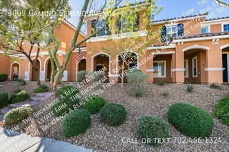 3009 Camino Sereno Ave in Henderson, NV - Building Photo - Building Photo