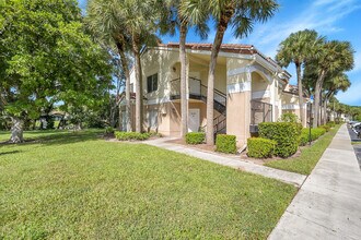 815 Boynton Beach Blvd in Boynton Beach, FL - Building Photo - Building Photo