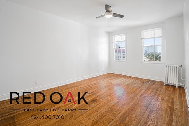 property at 2505 W 6th St