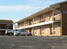 Big Creek Apartments in Wadesville, IN - Building Photo