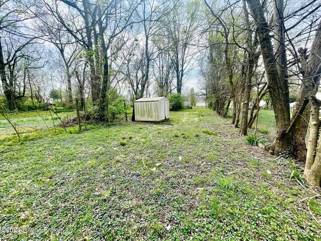 4144 Greenwood Ave in Louisville, KY - Building Photo - Building Photo