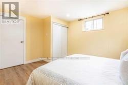 6 Larkhall Ave in Toronto, ON - Building Photo - Building Photo