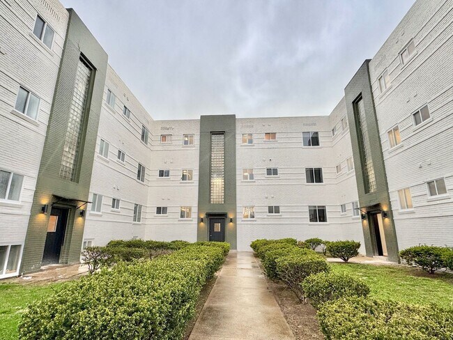 2507 Hampton Ave in St. Louis, MO - Building Photo - Building Photo